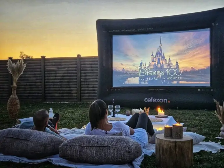 Bioskop na otvorenom