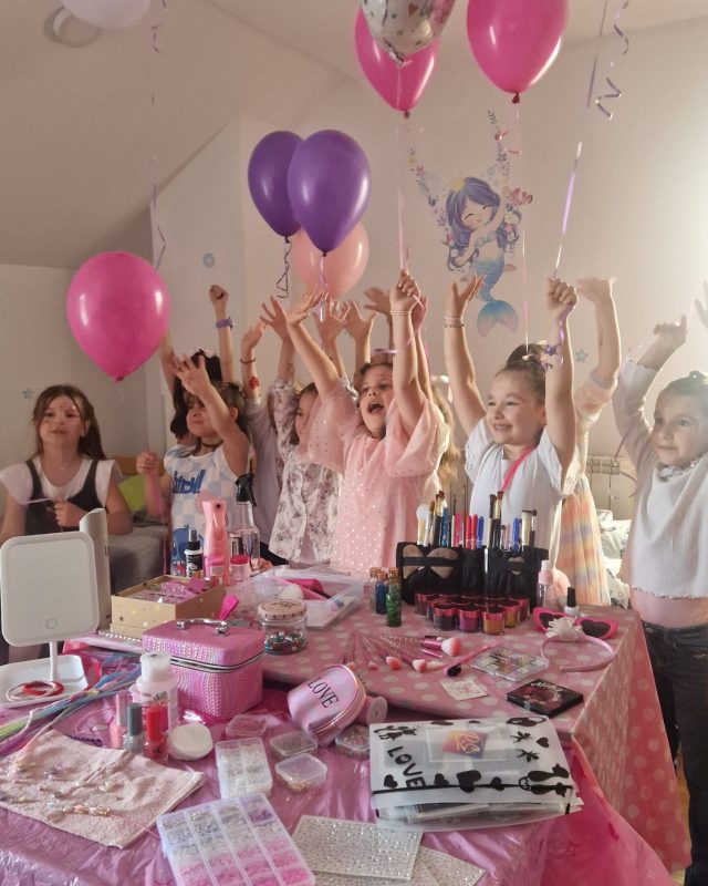 barbie beauty salon